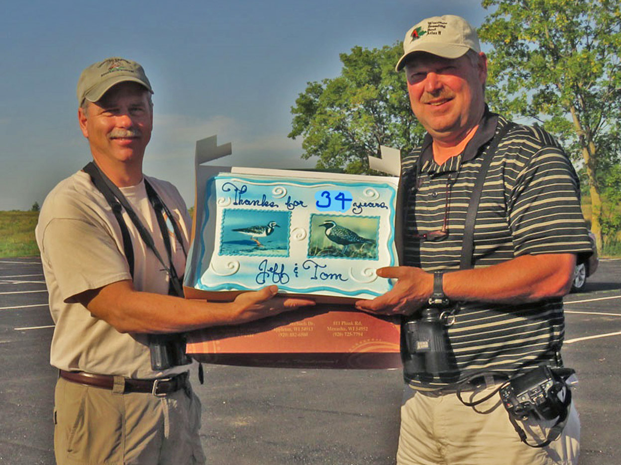 Horicon 2016 8 14 Tom Jeff with cake34 LI